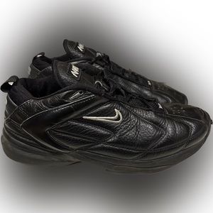 VTG RARE NIKE AIR LEATHER 305517 002 00 SZ:11 BLACK ATHLETIC WALK RUN CASUAL